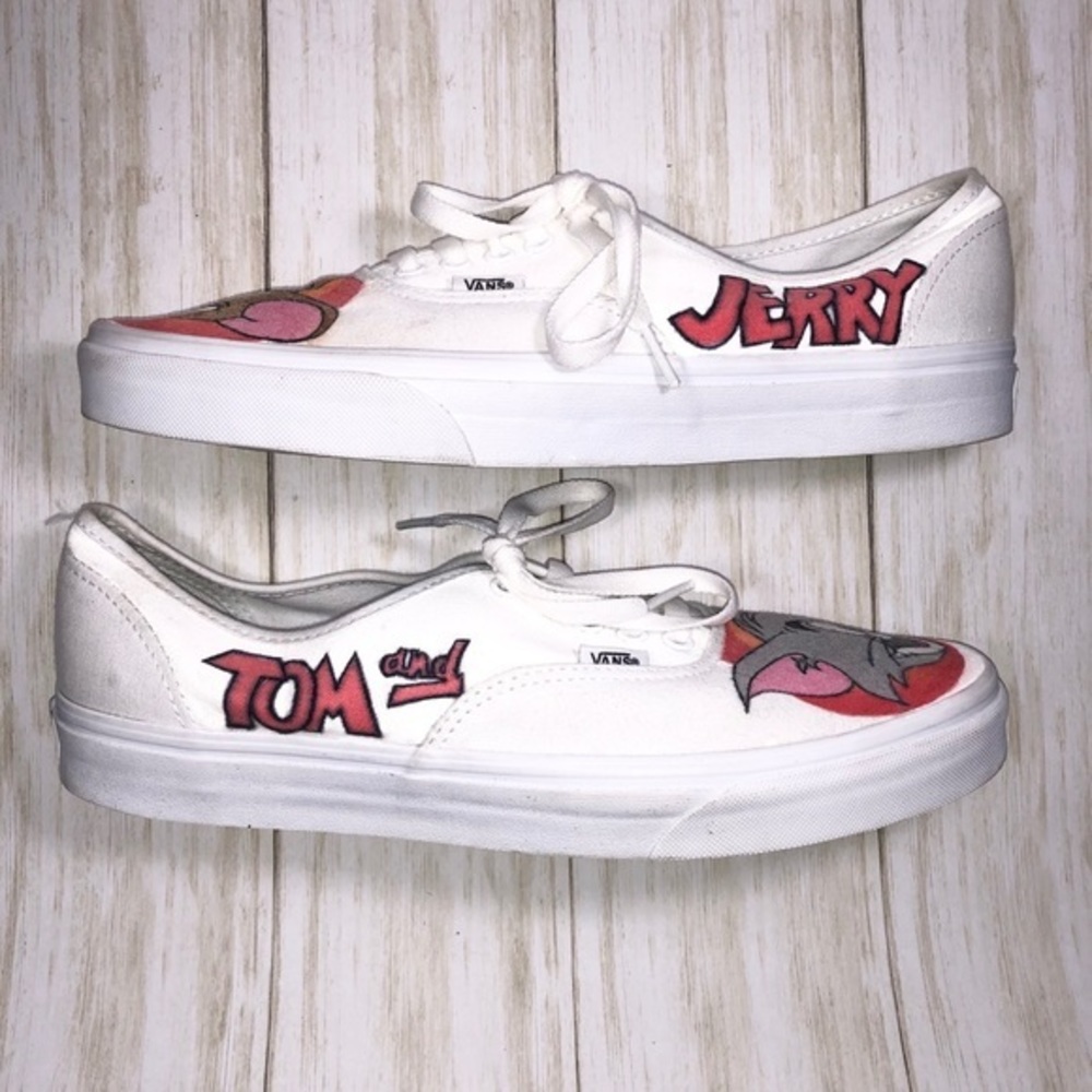Tom And Jerry Custom Painted Vans One Of A Kind 11 - image 4